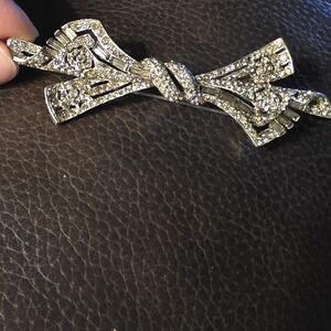 Vintage Art Deco Rhinestone Bow Brooch